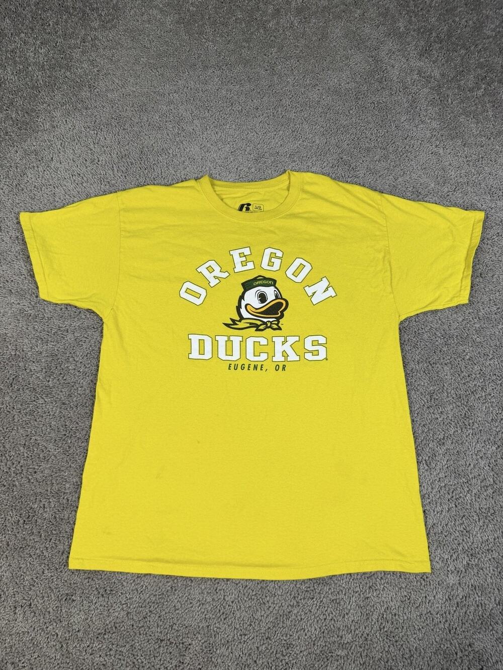 Oregon Ducks Shirt Mens L Yellow Russell Front Graphic Crew Neck Cotton